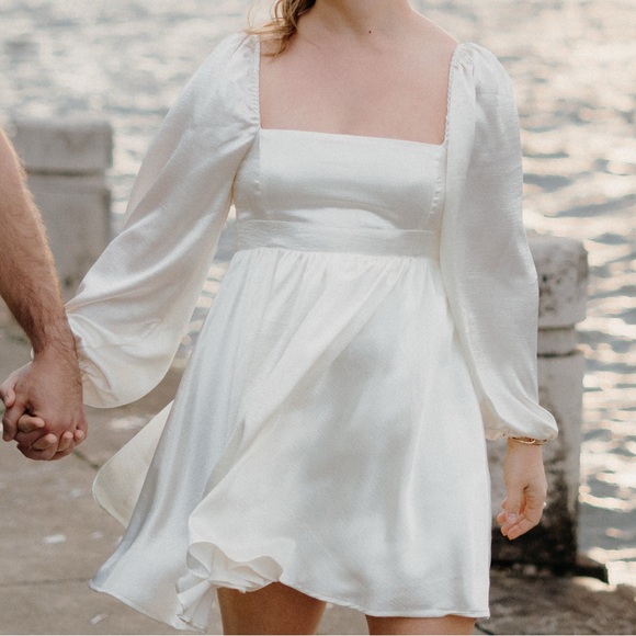 Ivory Square Neck Dress - Picture 2 of 4